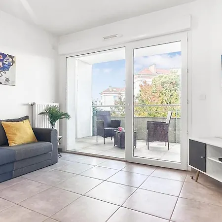 Apartment Kandinsky - Parking Gratuit - Balcon Prive - Wifi